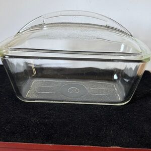 vintage Westinghouse clear glass refrigerator dish with a lid,  from the 1940s